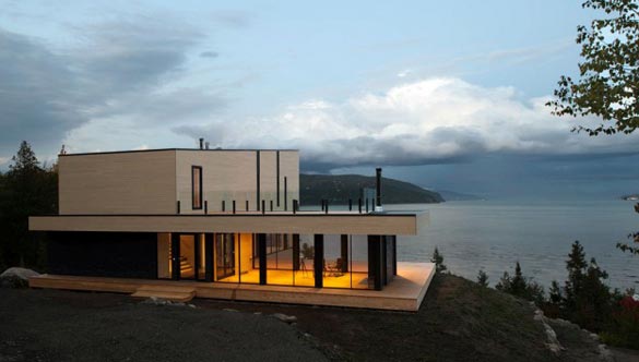 La grande boudeuse, maison conçue par l'architecte Pierre Thibault et située dans Charlevoix. Photo Alain Laforest