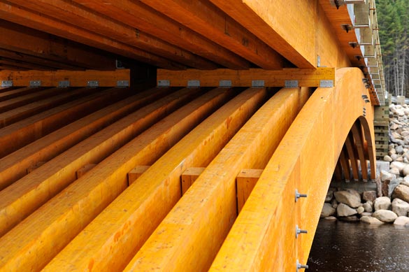 Le pont sud construit par l’Université Laval dans la forêt Montmorency, 2011. Photo Marc Robitaille