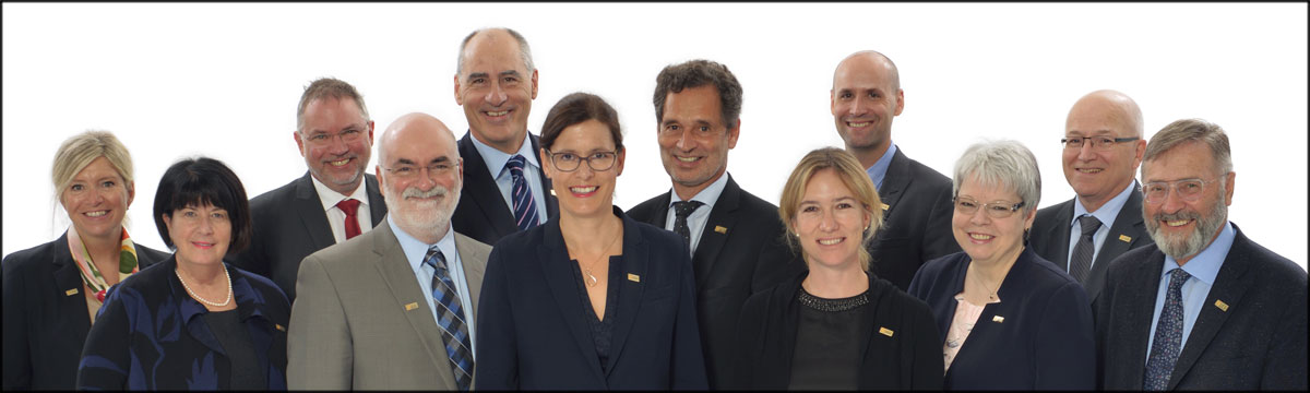 De gauche à droite: Caroline Senécal, Monique Richer, René Lacroix, Robert Beauregard, Claude Savard, Sophie D'Amours, André Darveau, Eugénie Brouillet, Dominic Roux, Lyne Bouchard, Guy Allard et Rénald Bergeron. Photo Marc Robitaille Cliquez pour agrandir